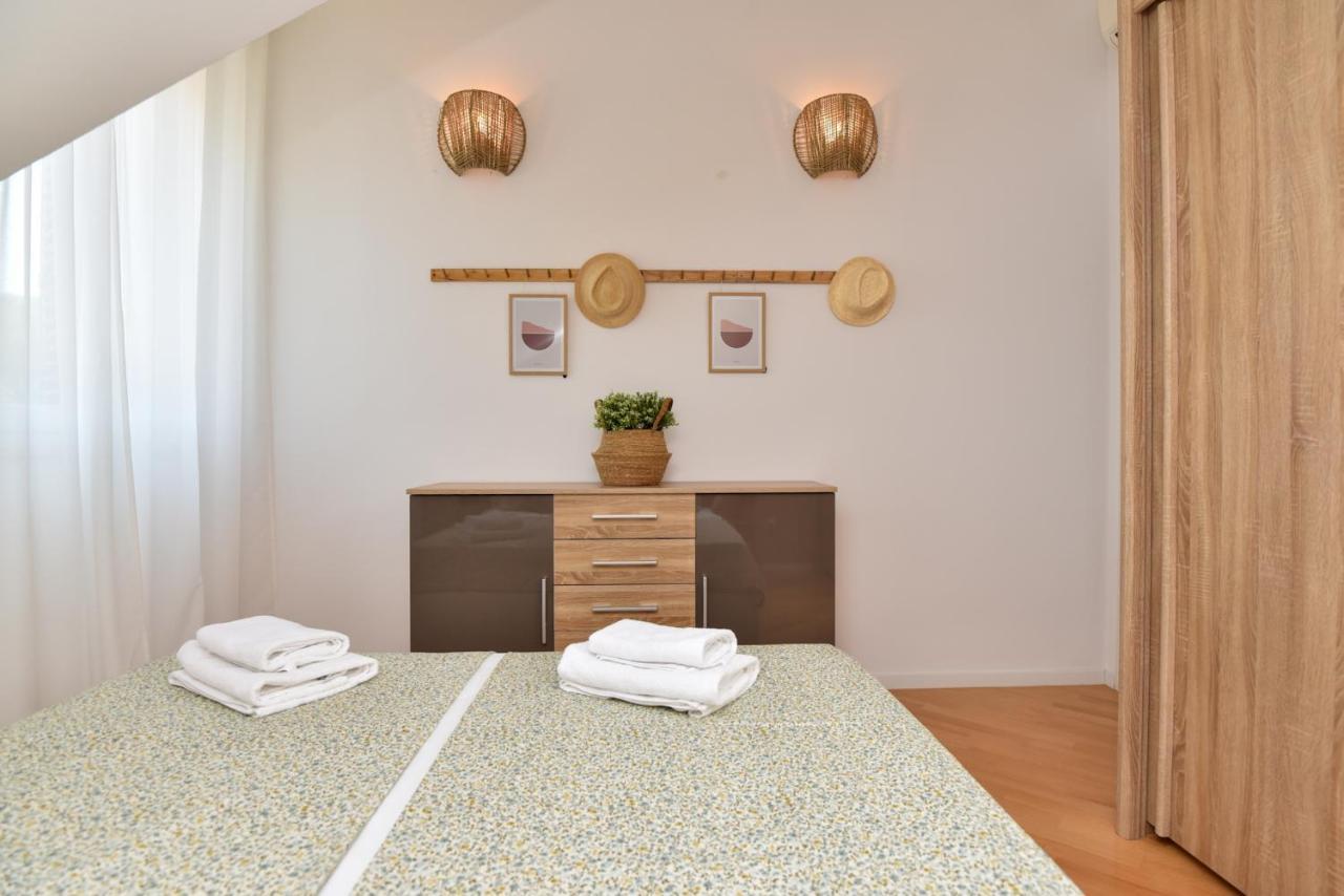 Apartment Sunny Bay - Free Parking ดูบรอฟนิก ภายนอก รูปภาพ