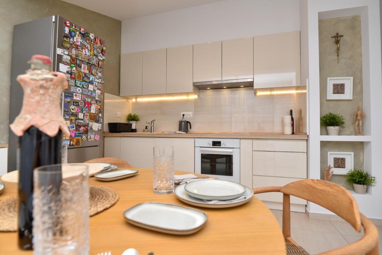 Apartment Sunny Bay - Free Parking ดูบรอฟนิก ภายนอก รูปภาพ